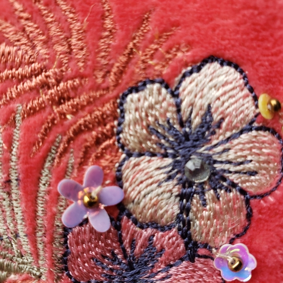 POWDER COCKATOO VELVET CROSSBODY NWT - Picture 3 of 5